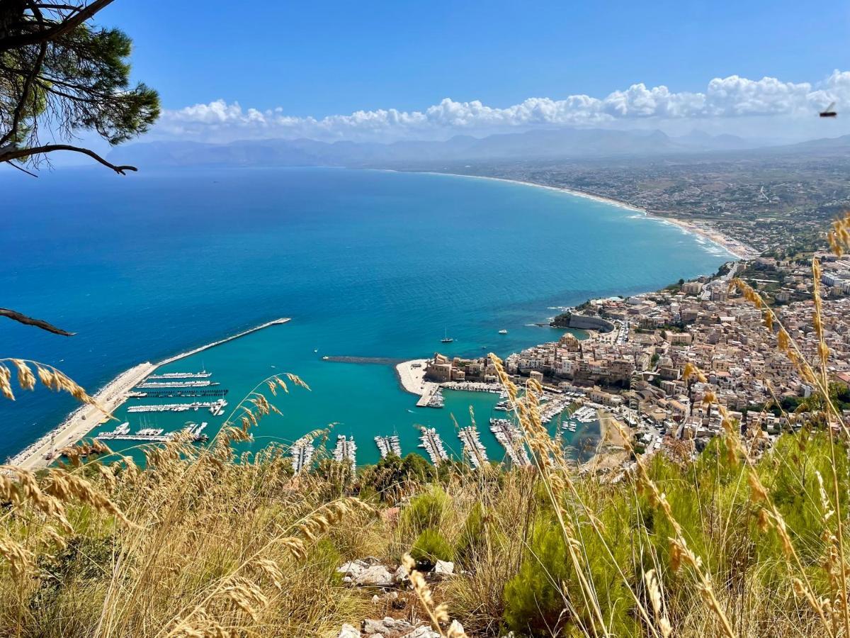 Castello A Mare Apartment Кастеламаре дел Голфо Екстериор снимка